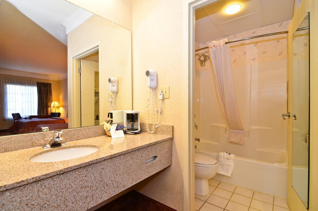Peach State Inn & Suites Hawkinsville Εξωτερικό φωτογραφία